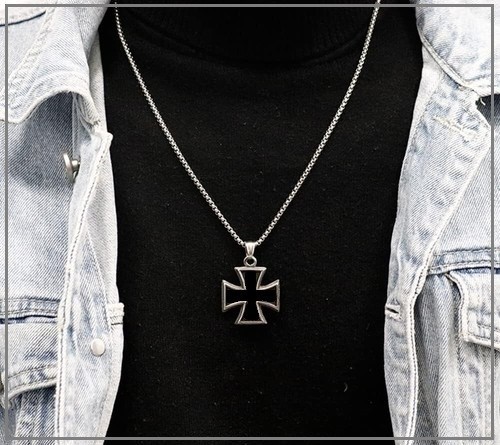 Collana croce ferro - di,