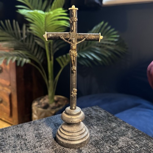 C1880 memento mori crucifix - c1880,