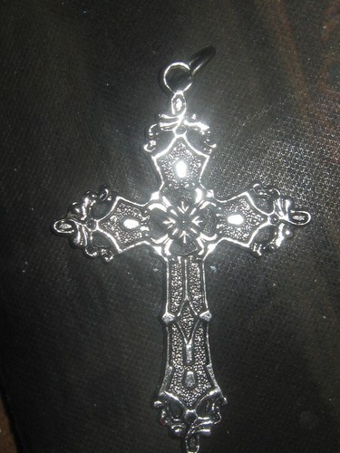Collana con ciondolo croce - collana,
